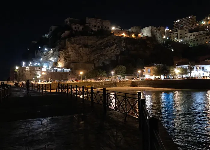 公寓 Residenza Ferdinando - 40m Dal Mare 皮佐