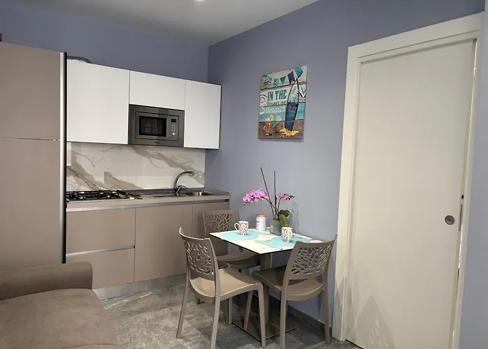 Residenza Ferdinando - 40m Dal Mare 公寓 皮佐