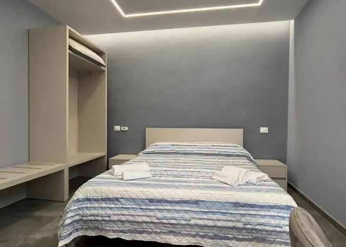 Residenza Ferdinando - 40m Dal Mare * 皮佐